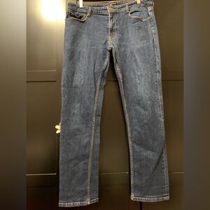 Frank and Oak Men's Classic Blue Jeans, size 36 waist,basics